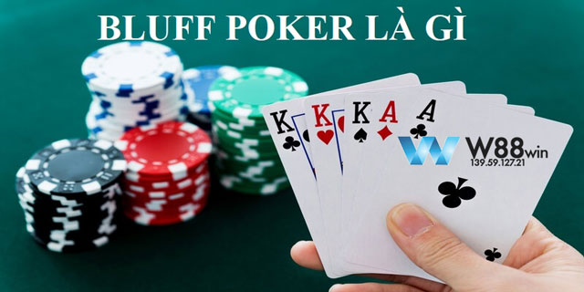 Tìm hiểu về chiến thuật bluff trong poker 